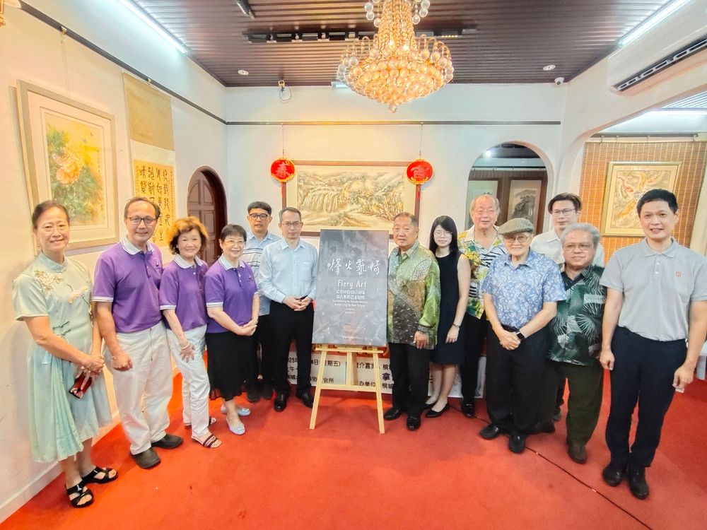 骆锦地感念抗日爱国情操 《烽火艺情》致敬翁占秋